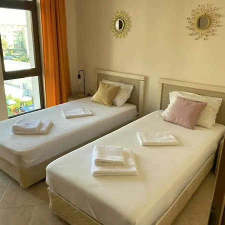 דירה Royal Sun Premium סאני ביץ'